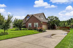 6287 Glen Hollow Dr, Liberty Township, OH 45011 - Photo 2