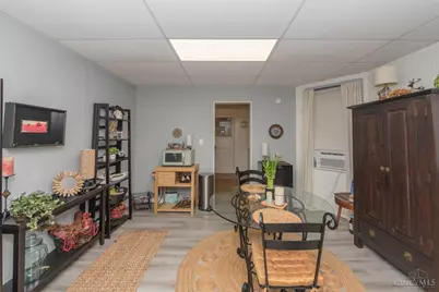1063 Winfield Avenue, Cincinnati, OH 45205 - Photo 8