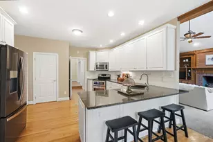 1013 Bayhill Ln, Miami Township, OH 45140 - Photo 14