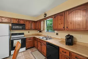 3208 Pitzer Rd, Tate Township, OH 45106 - Photo 10