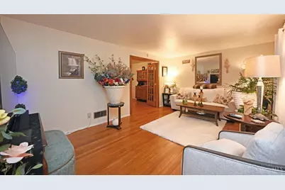 12012 Cantrell Drive, Cincinnati, OH 45246 - Photo 6