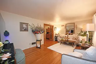 12012 Cantrell Dr, Springdale, OH 45246 - Photo 6