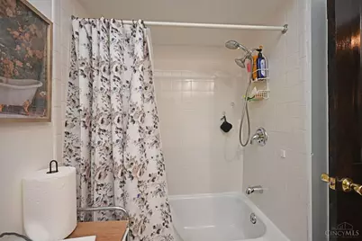 12012 Cantrell Drive, Cincinnati, OH 45246 - Photo 38