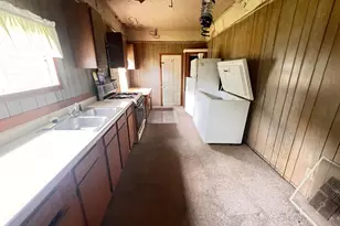 239 S Main St, Bethel, OH 45106 - Photo 6
