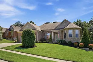 3042 Fiddlers Ridge Dr, Cincinnati, OH 45248 - Photo 1