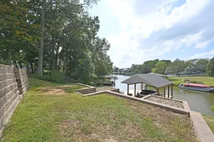 754 Waynoka Dr, Jackson Township, OH 45171 - Photo 8