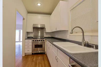 520 Missouri Avenue, Cincinnati, OH 45226 - Photo 8
