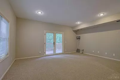 520 Missouri Avenue, Cincinnati, OH 45226 - Photo 18