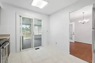 890 Summerfield Ln, Springdale, OH 45240 - Photo 30