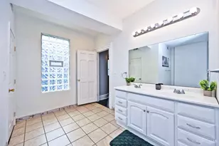 1730 Fairfax Ave, Cincinnati, OH 45207 - Photo 24