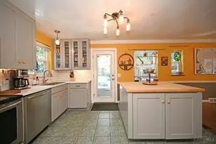 6570 Baywood Ln, Cincinnati, OH 45224 - Photo 22