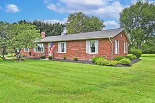 913 Hopewell Rd, Franklin Township, OH 45120 - Photo 2