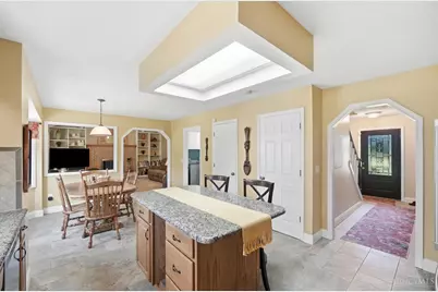 1835 Chardonnay Drive, Hamilton Township, OH 45152 - Photo 22
