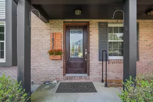 1835 Chardonnay Dr, Hamilton Township, OH 45152 - Photo 10