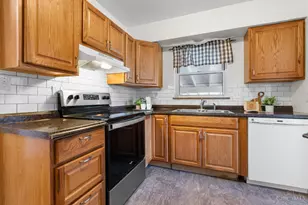 1921 Rockland Ave, Cincinnati, OH 45230 - Photo 16