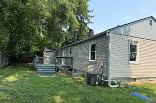 9785 Winton Hills Ln, Springfield Township, OH 45215 - Photo 2
