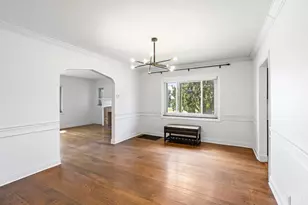 2402 Langdon Farm Rd, Cincinnati, OH 45237 - Photo 12