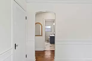 2402 Langdon Farm Rd, Cincinnati, OH 45237 - Photo 14