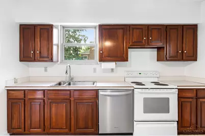 2402 Langdon Farm Road, Cincinnati, OH 45237 - Photo 26