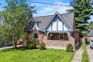 2402 Langdon Farm Rd, Cincinnati, OH 45237 - Photo 2