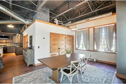 1628 Central Parkway, Cincinnati, OH 45202 - Photo 20