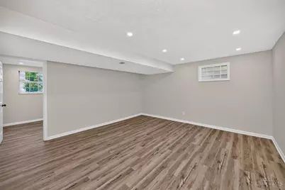 7954 Seward Avenue, Cincinnati, OH 45231 - Photo 34