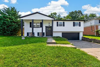 7954 Seward Avenue, Cincinnati, OH 45231 - Photo 1