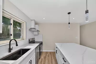 7954 Seward Avenue, Cincinnati, OH 45231 - Photo 16