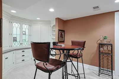 402 W Cliff Lane, Cincinnati, OH 45220 - Photo 32