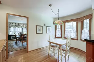 402 W Cliff Ln, Cincinnati, OH 45220 - Photo 18