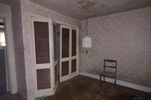 2460 Montana Ave, Cincinnati, OH 45211 - Photo 8