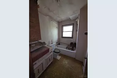 2460 Montana Avenue, Cincinnati, OH 45211 - Photo 10