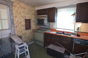 2460 Montana Ave, Cincinnati, OH 45211 - Photo 6
