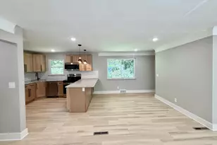 9661 Weik Rd, Colerain Township, OH 45252 - Photo 10