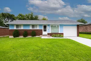 1081 Prairie Ave, Lincoln Heights, OH 45215 - Photo 1