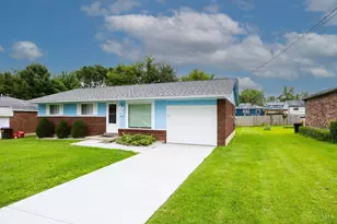 1081 Prairie Ave, Lincoln Heights, OH 45215 - Photo 2