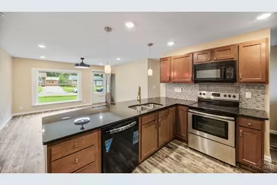 1081 Prairie Avenue, Lincoln Heights, OH 45215 - Photo 8