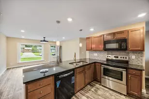 1081 Prairie Ave, Lincoln Heights, OH 45215 - Photo 8