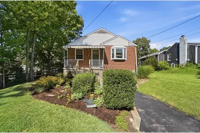 1415 West Avenue, Wyoming, OH 45215 - Photo 1