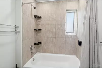 1415 West Avenue, Wyoming, OH 45215 - Photo 34