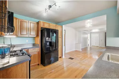 1415 West Avenue, Wyoming, OH 45215 - Photo 14