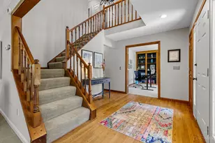 995 Nottingham Dr, Cincinnati, OH 45255 - Photo 4