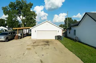 2454 Maple St, Saint Clair Township, OH 45055 - Photo 4