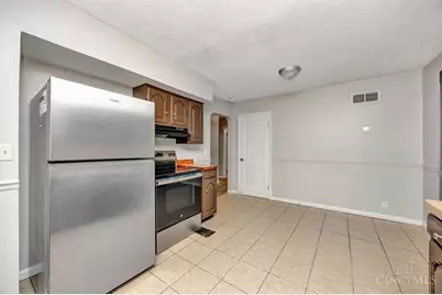 6920 Gloria Drive, Cincinnati, OH 45239 - Photo 16