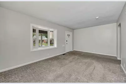 6920 Gloria Drive, Cincinnati, OH 45239 - Photo 4