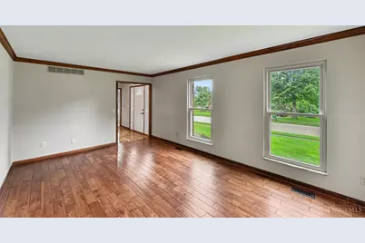 284 Saddleback Drive, Loveland, OH 45140 - Photo 2