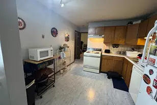 7233 Creekview Dr, Colerain Township, OH 45247 - Photo 8