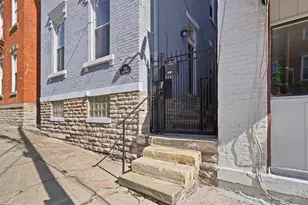 558 Milton St, Cincinnati, OH 45202 - Photo 4