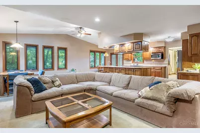 6309 Seven Pines Drive, Miami Township, OH 45449 - Photo 12