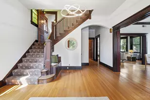 548 Howell Ave, Cincinnati, OH 45220 - Photo 8
